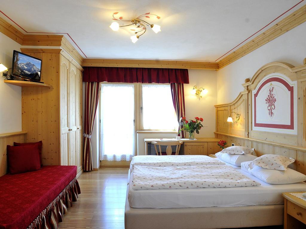 Hotel Cesa Padon Arabba Pokoj fotografie